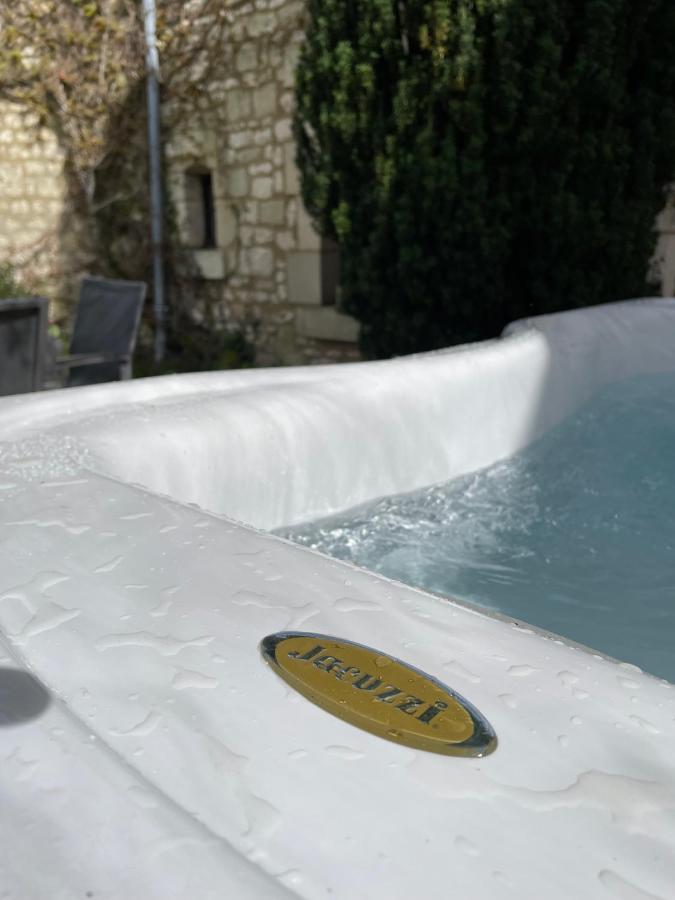 Le D'eleanor De Charme Avec Jacuzzi Prive Marcay (Indre-et-Loire)